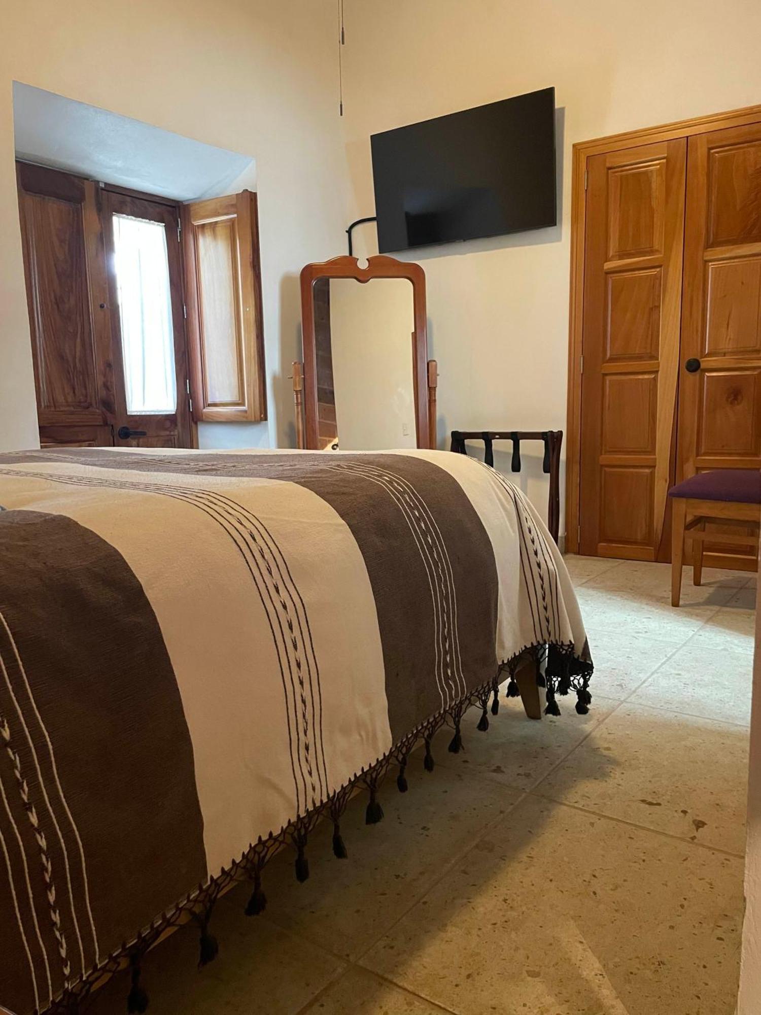 Hotel Casona El Calvario Huichapan ภายนอก รูปภาพ