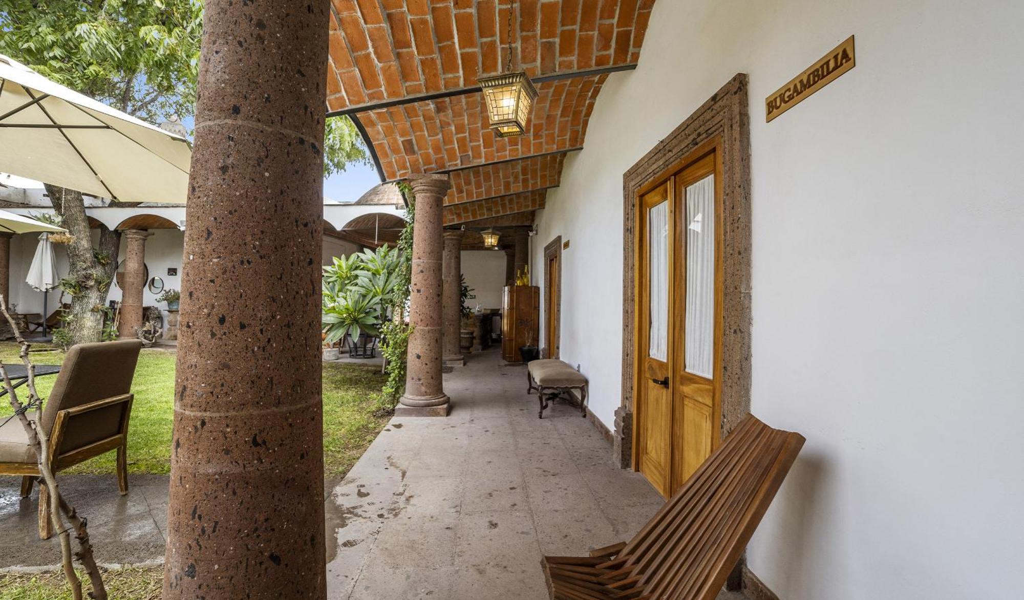 Hotel Casona El Calvario Huichapan ภายนอก รูปภาพ